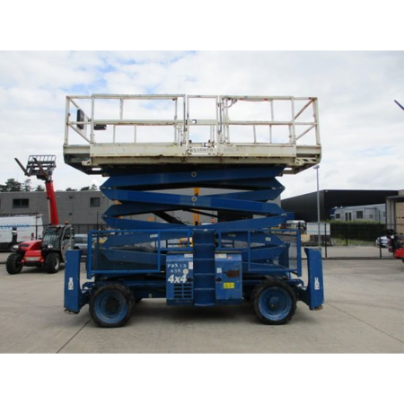 Plataforma Elevadora de Tijera Genie GS-4390 - Imagen 5